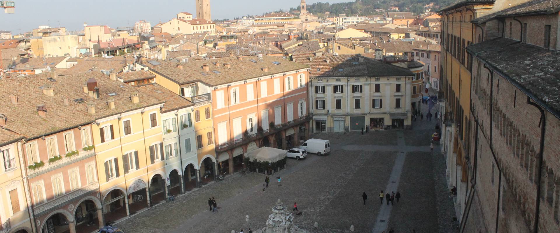 Piazza del popolo Cesena dall'alto foto di Samuele Gregori